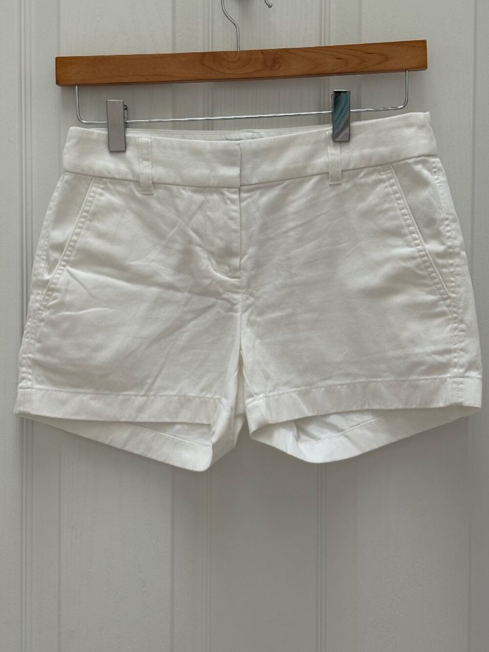 Size OO White J. Crew Shorts